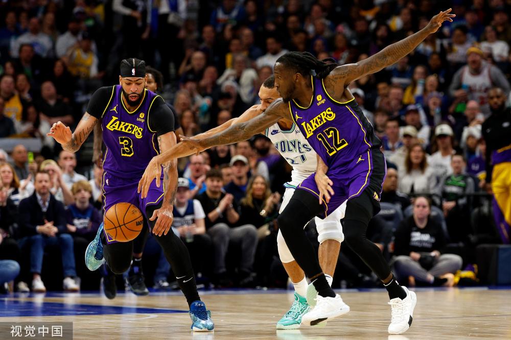 正如他在湖 正如他在湖